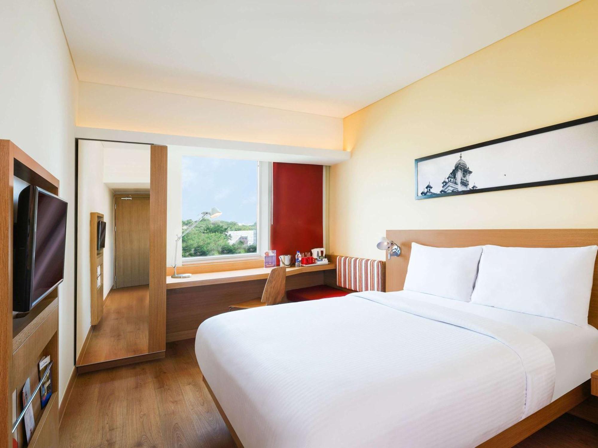 Ibis Hyderabad Hitec City - An Accor Brand Exterior photo